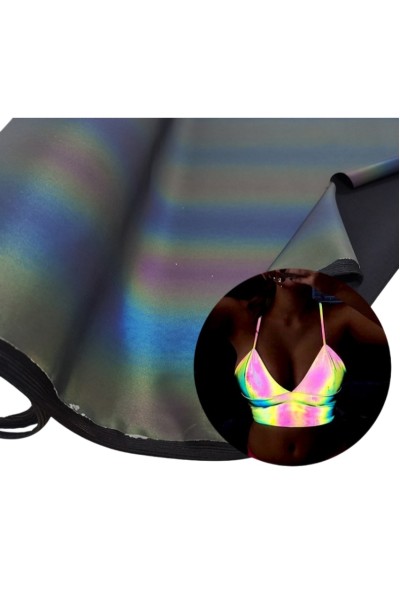 DG-CW 耐折耐水洗  彩色尼絲紡幻彩反光布  黑色炫彩變色反光布料   幅寬140CM  厚度：0.13   是否自黏：非自黏 正面照